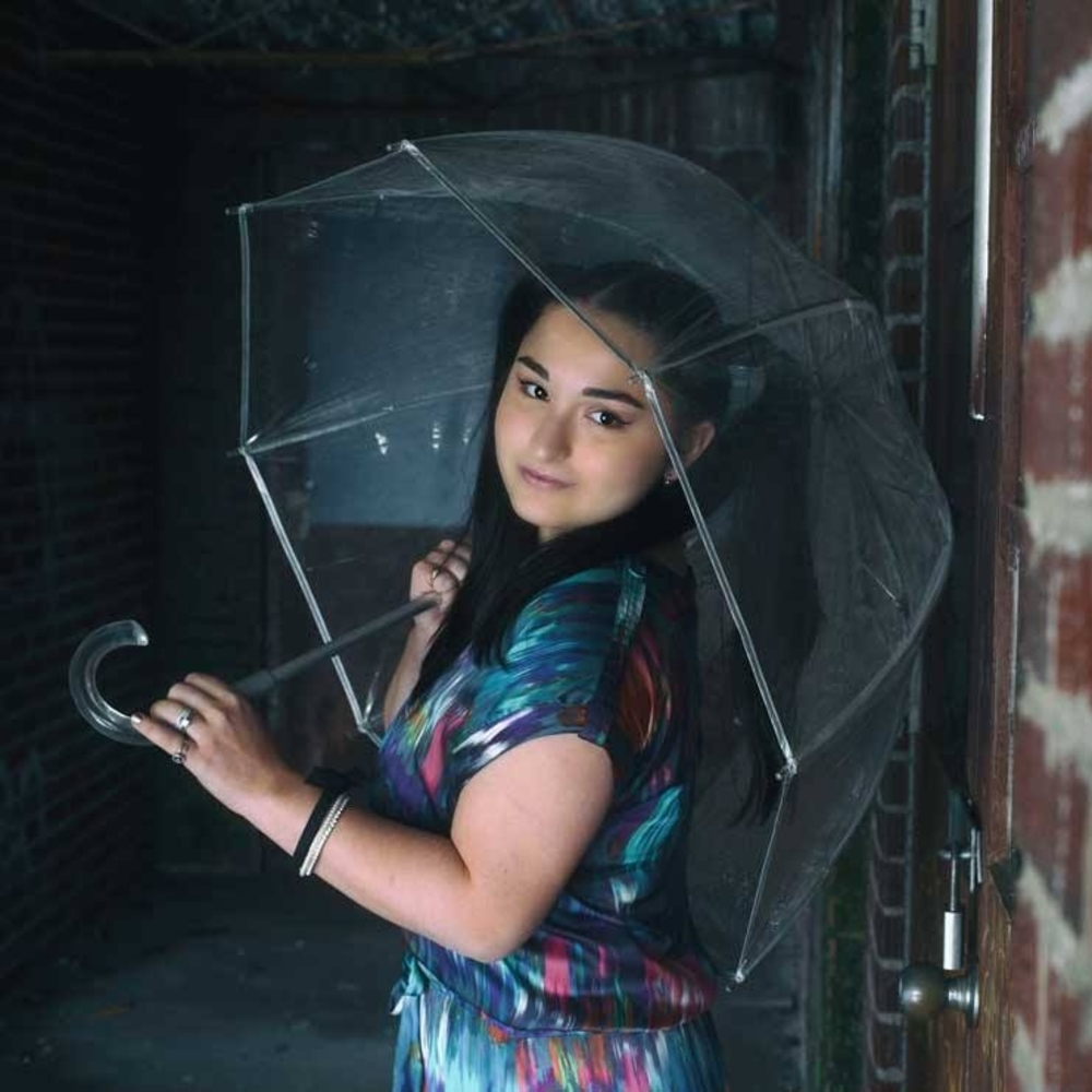 Meet your Posher, Dilara